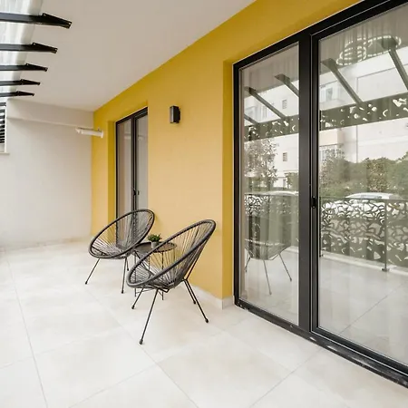 Pandora'S Apartments Suceava Exterior photo